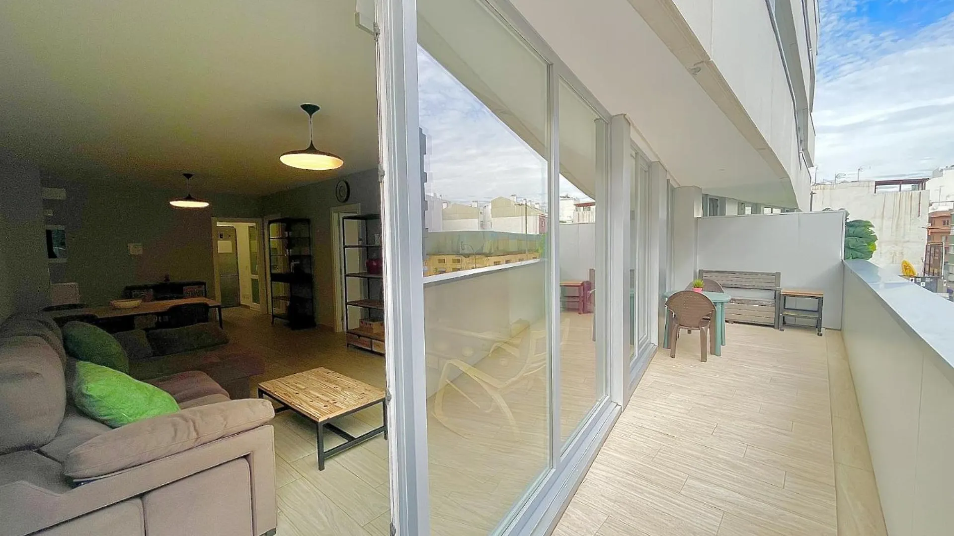 Urban Beach House 라스팔마스 0*,